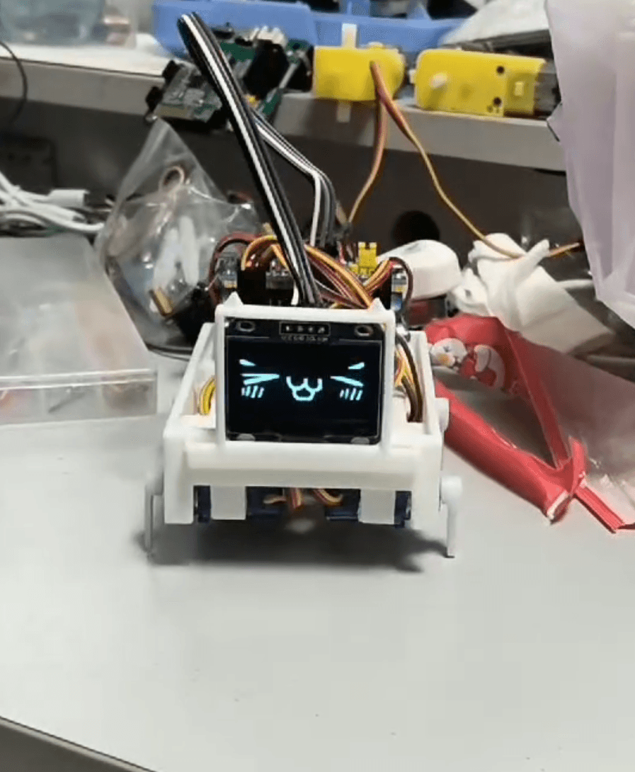 基于STM32的智能桌宠 截图 3
